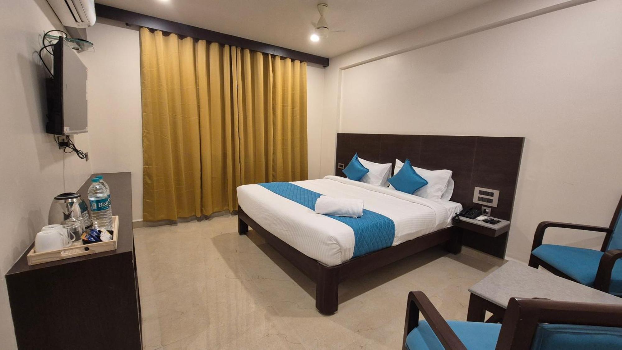 Hotel Janas Tirupati Buitenkant foto