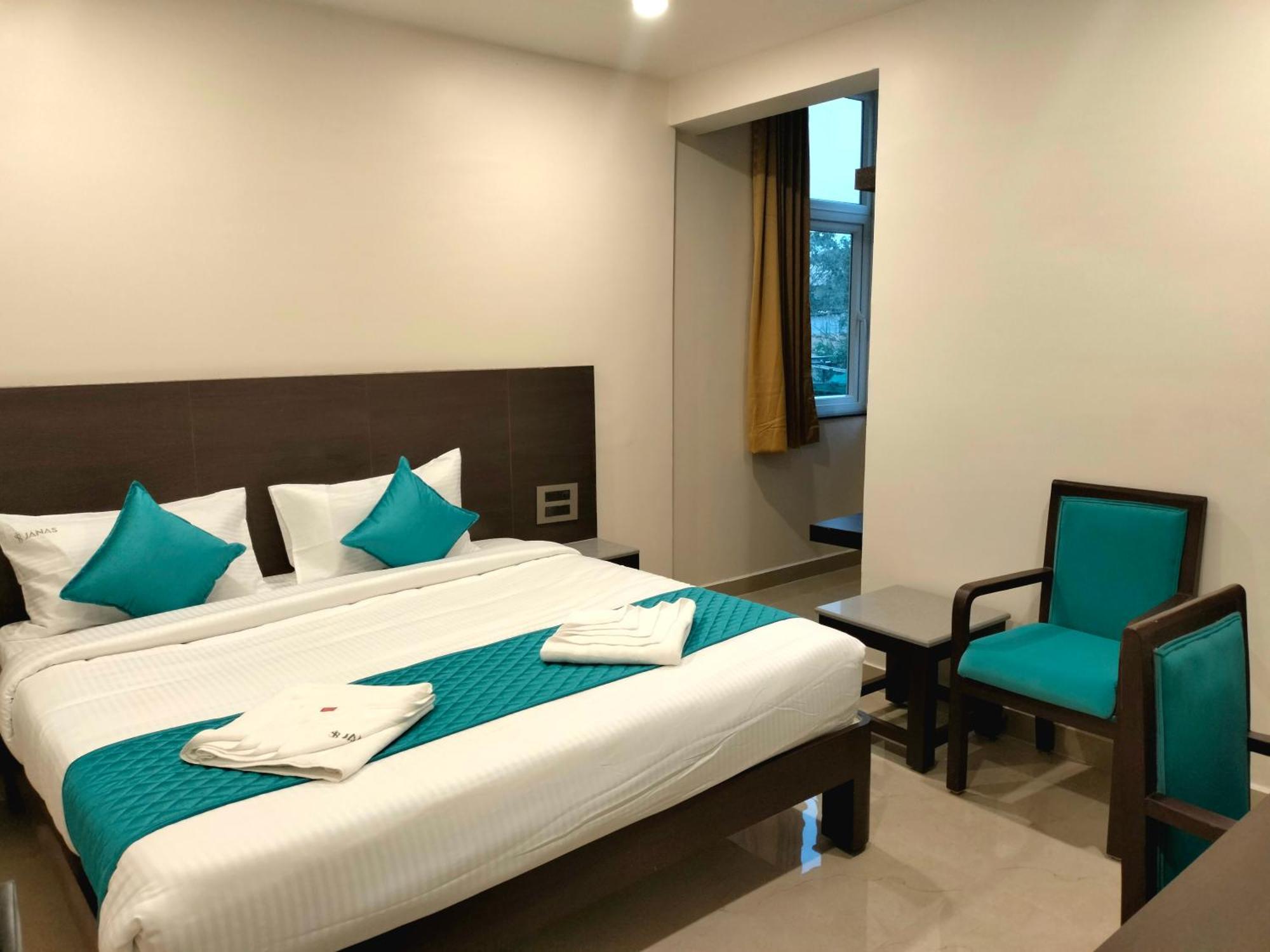 Hotel Janas Tirupati Buitenkant foto